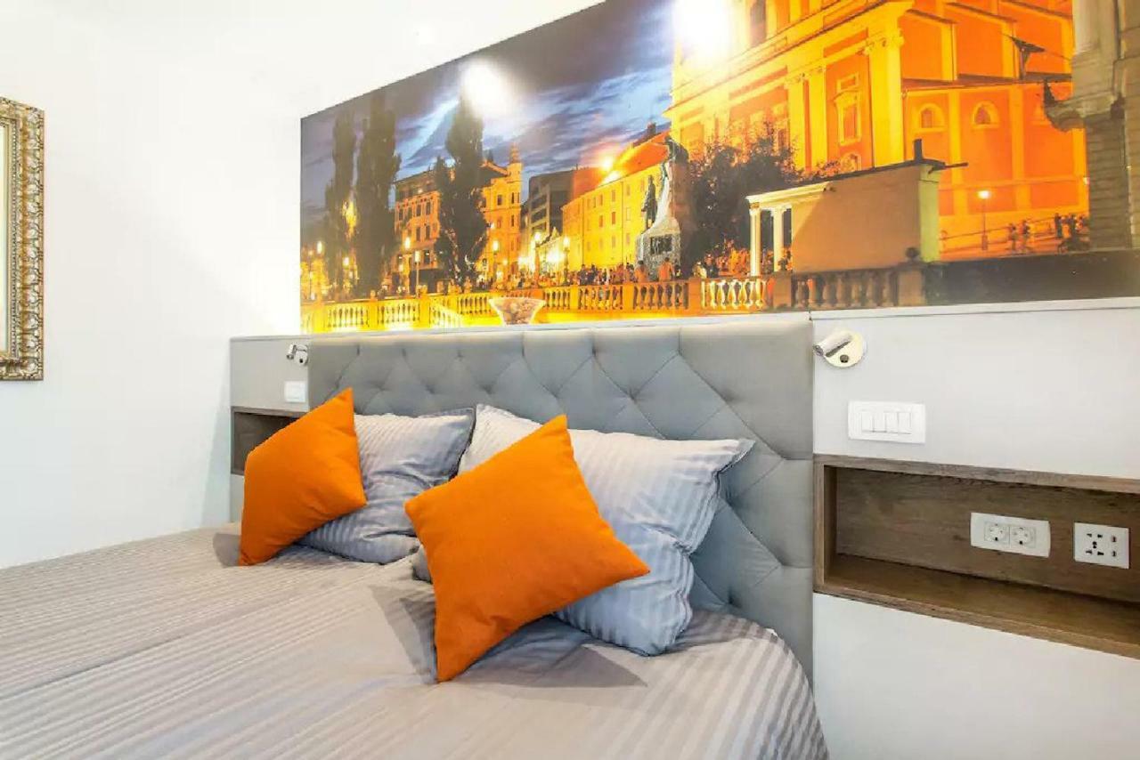 ★ Exclusive Central Apartment ★ Free Garage ★ Ljubljana Eksteriør bilde
