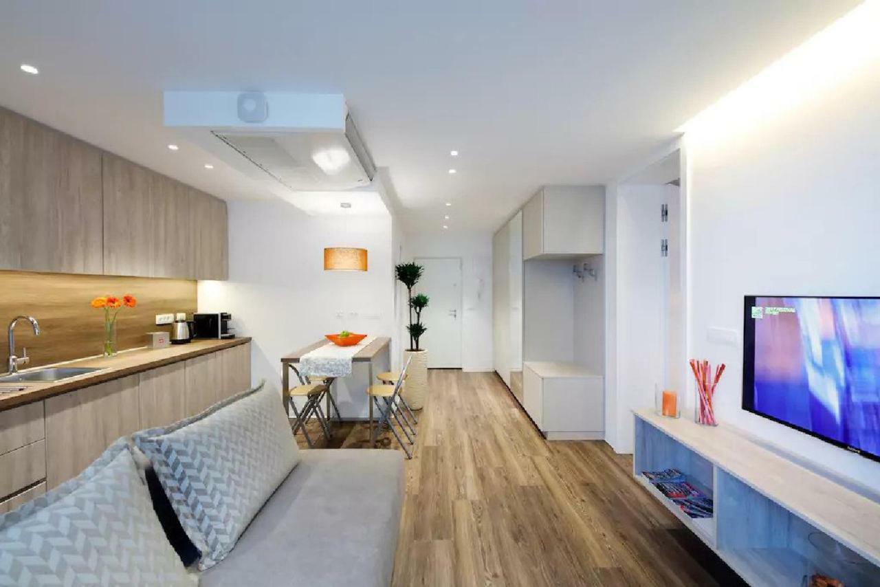 ★ Exclusive Central Apartment ★ Free Garage ★ Ljubljana Eksteriør bilde